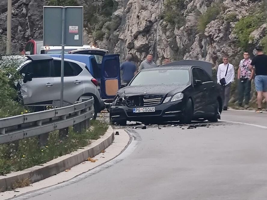 Crnogorska ministrica turizma teško povrijeđena u saobraćajnoj nesreći