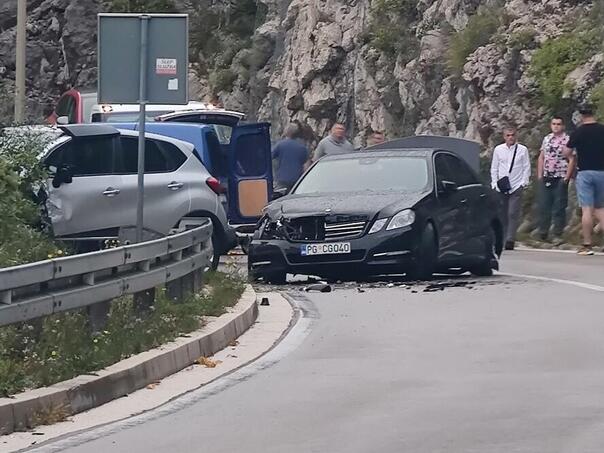 Crnogorska ministrica turizma teško povrijeđena u saobraćajnoj nesreći