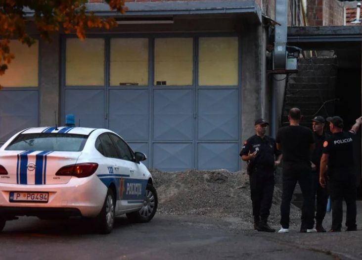 Crnogorska policija na granici sa Srbijom presrela automobil koji traži Interpol