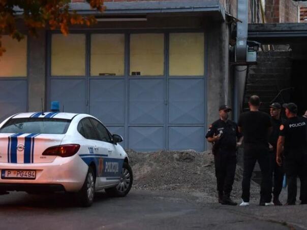 Crnogorska policija na granici sa Srbijom presrela automobil koji traži Interpol