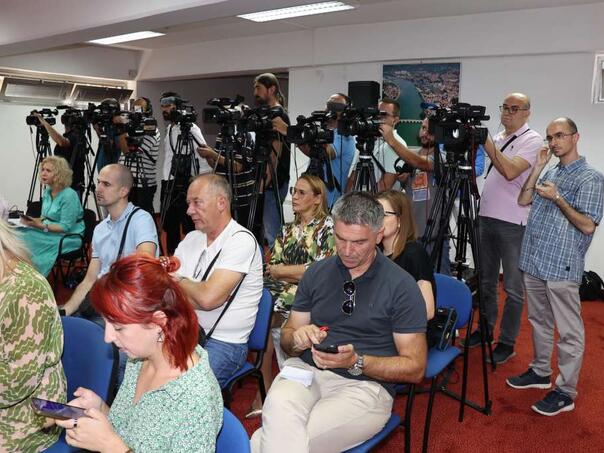 Crnogorski poslovni čovjek napao novinarku dnevnika Pobjeda