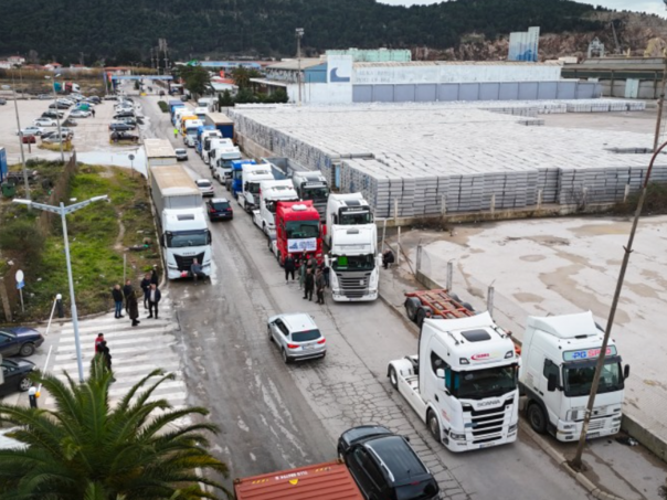 Crnogorski prijevoznici započeli blokadu graničnih prijelaza
