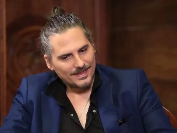 Crnogorski režiser protjeran iz Srbije, glumci ne odustaju od igranja predstave