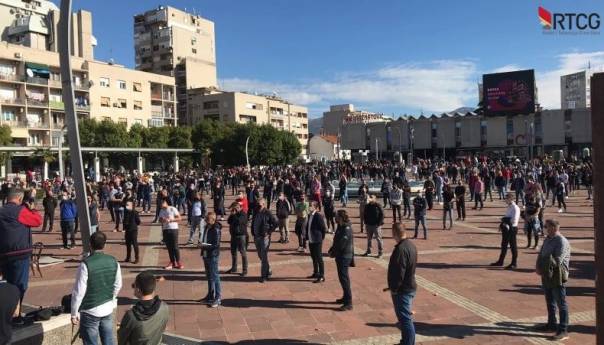 Crnogorski ugostitelji otvaraju objekte u četvrtak