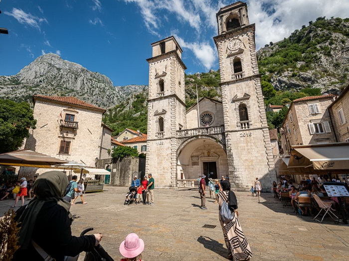 Crnu Goru u oktobru posjetilo 120.000 turista