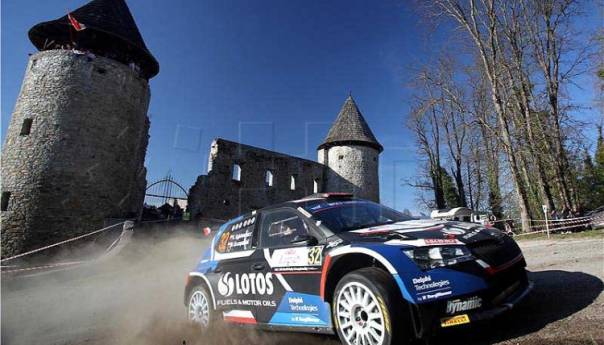 Croatia Rally: Evans preuzeo vodstvo, a slijede Ogier i Neuville