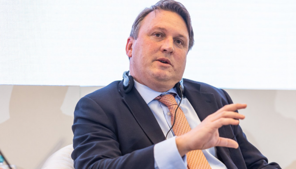 Cronin: Vrijeme je za ekonomsku dalekovidnost nasuprot političke kratkovidnosti