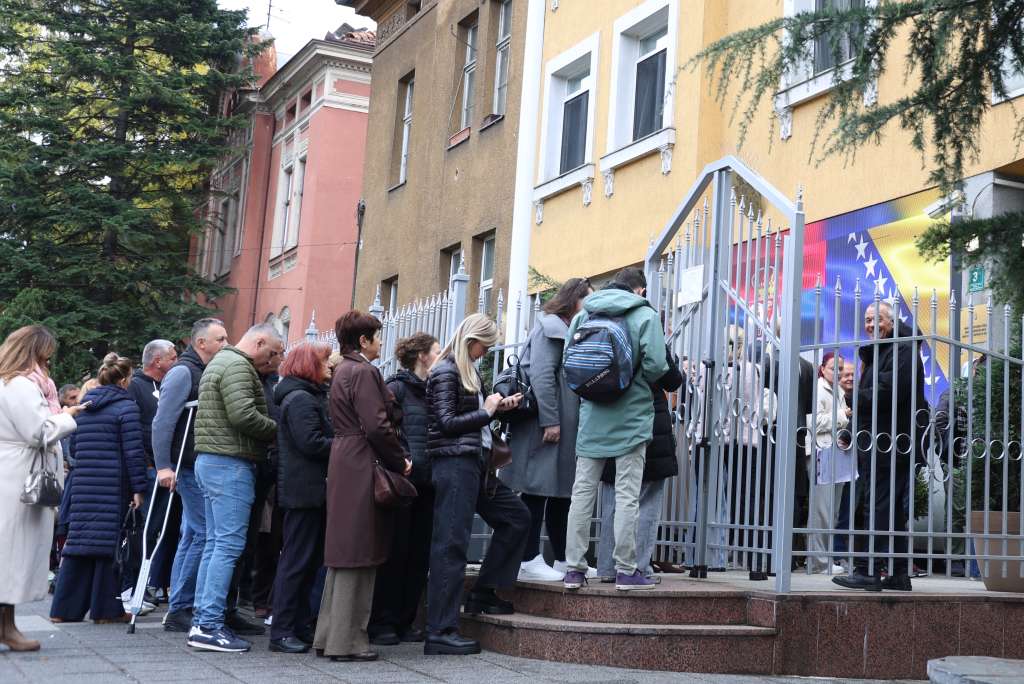 CRTA: Prijavljeno nezakonito prebacivanje birača iz Srbije u BiH