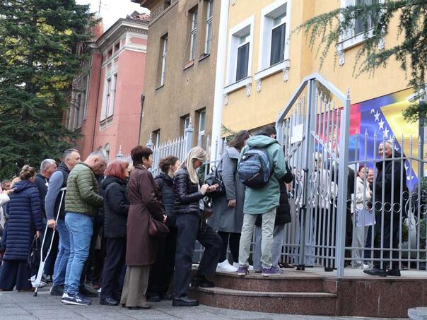 CRTA: Prijavljeno nezakonito prebacivanje birača iz Srbije u BiH