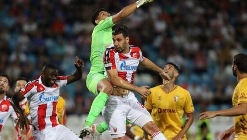 Crvena zvezda savladala Bragu, Dinamo 'poklonio' pobjedu West Hamu