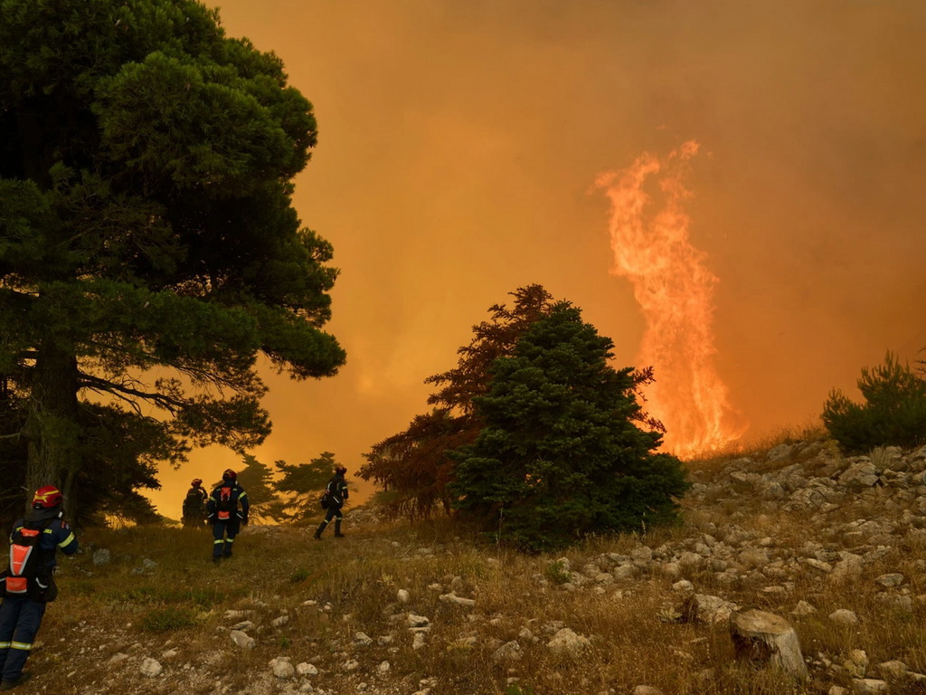 Crveni alarm u Grčkoj: Proglašen najviši nivo pripravnosti zbog požara