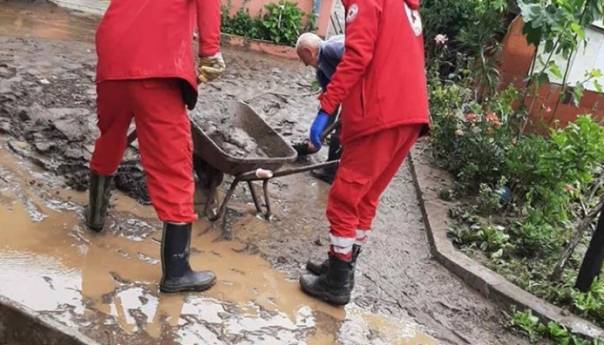 Crveni križ Federacije BiH uputio pomoć Crvenom križu Općine Kladanj