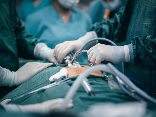 Crvuljak i čaj: Susret koji može završiti operacijom