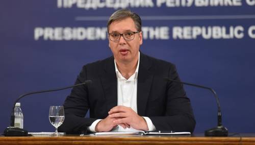 "Ću, ćeš, će, ćemo, ćete, će" uputila zanimljivo pismo Vučiću