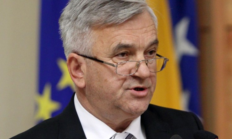 Čubrilović: Neki u NSRS-u zloupotrebljavaju poslaničke mogućnosti