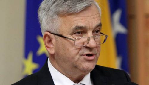 Čubrilović: Neki u NSRS-u zloupotrebljavaju poslaničke mogućnosti