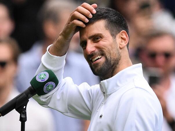 'Čudesno izliječenje': Je li Đokovićeva operacija bila samo blef?