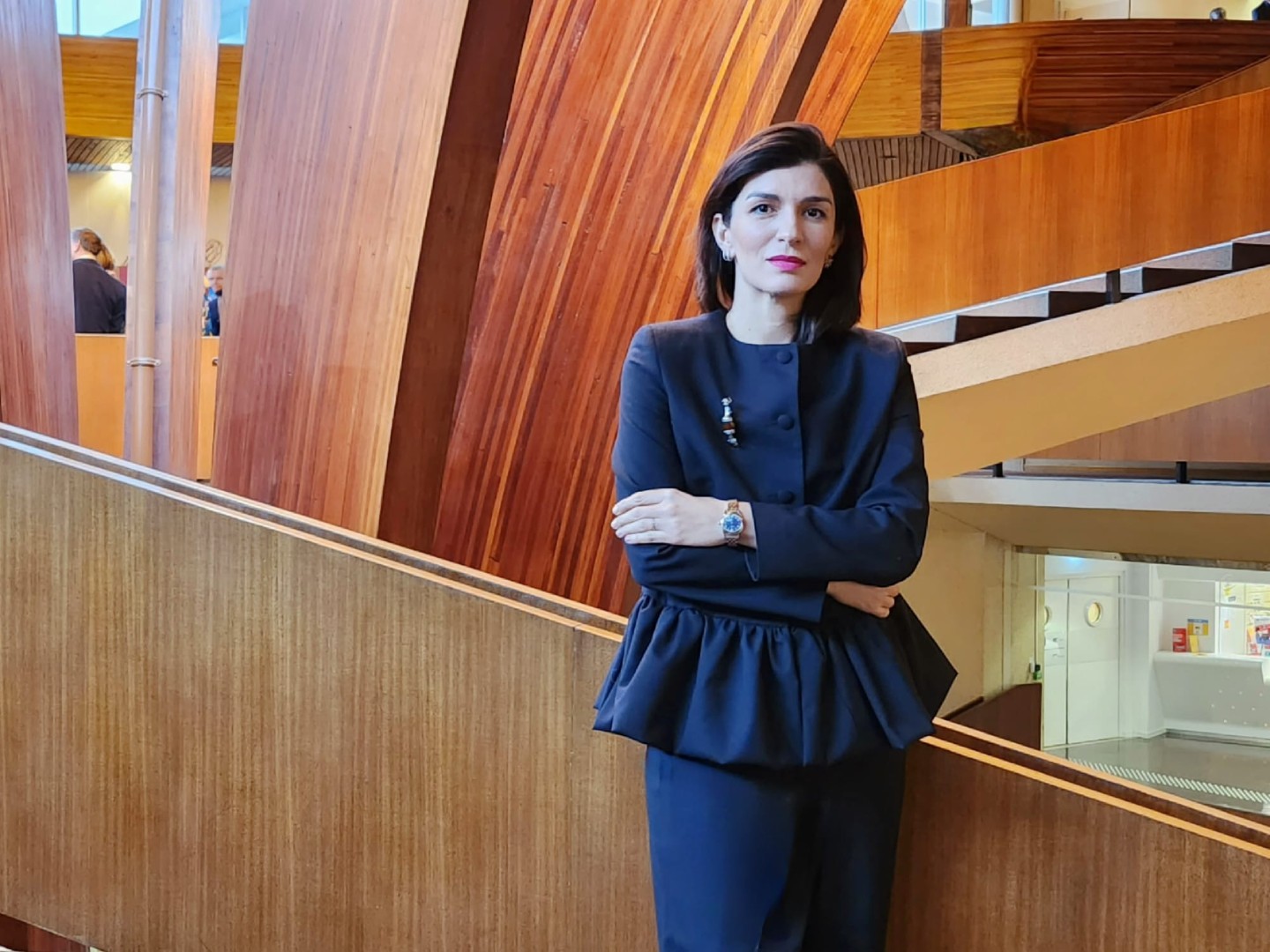Ćudić odgovorila Čavaliću: Vidimo se pred radnicama i radnicima, neradna nedjelja je prioritet
