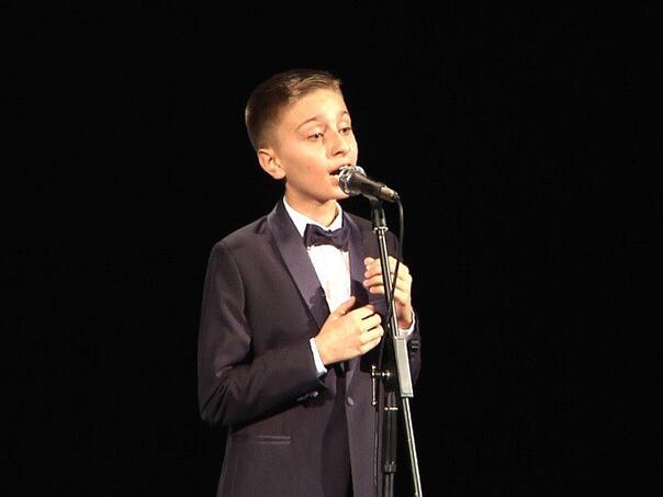 Čudo iz Srebrenika: Ajdin Osmanović oduševio na koncertu u Tuzli