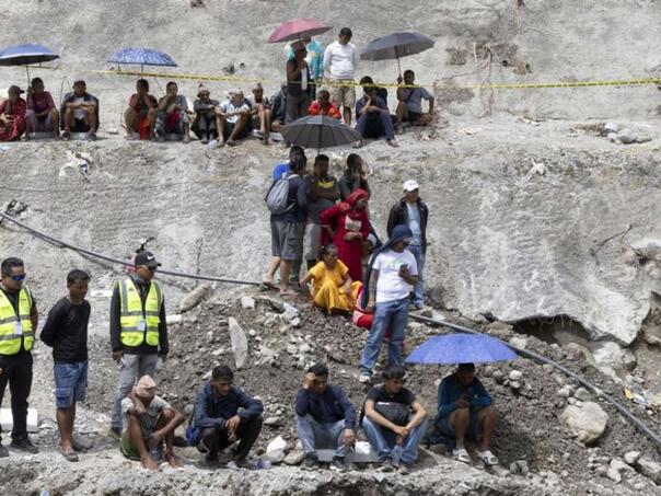 Čudo u Nepalu: Kinez spašen ispod ruševina nakon 10 dana
