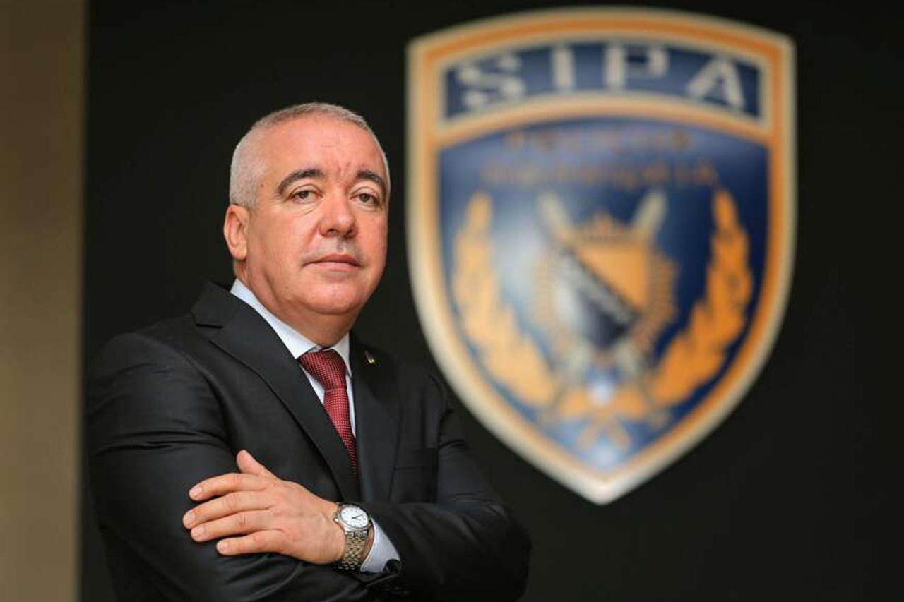Ćulum na čelu SIPA-e, a izgubio status policijskog službenika!