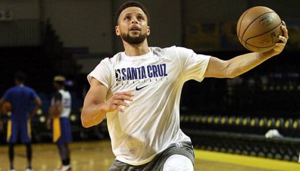 Curry se vraća na košarkaške terene