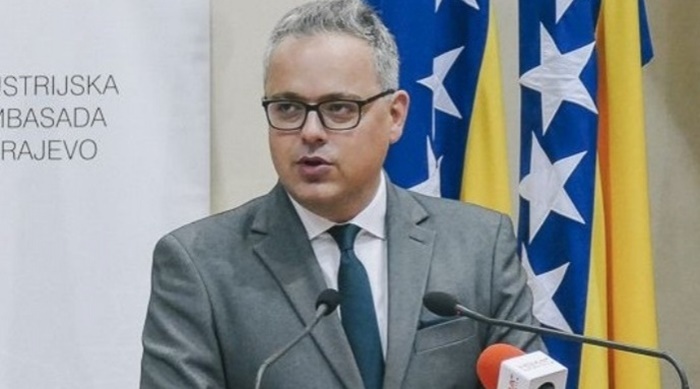 Ćutahija: Moramo se vratiti na put ka EU što prije