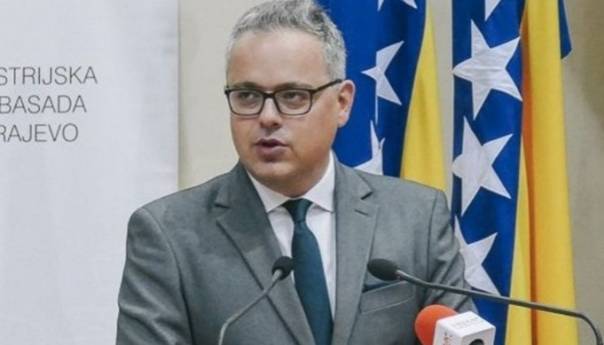 Ćutahija: Moramo se vratiti na put ka EU što prije