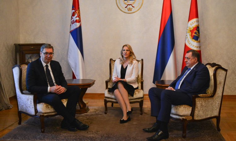 Cvijanović i Dodik sa Vučićem u Palati Republike