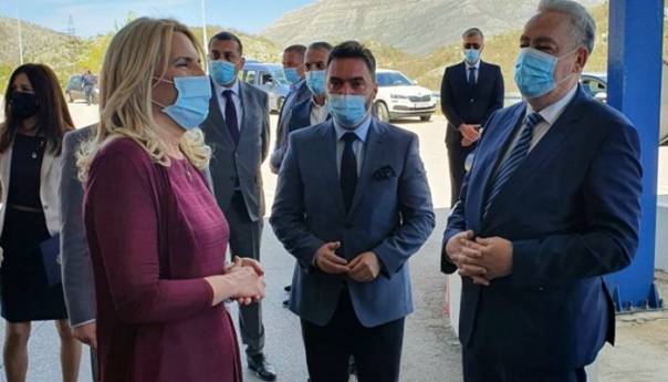 Cvijanović i Krivokapić ozvaničili ukidanje putarine