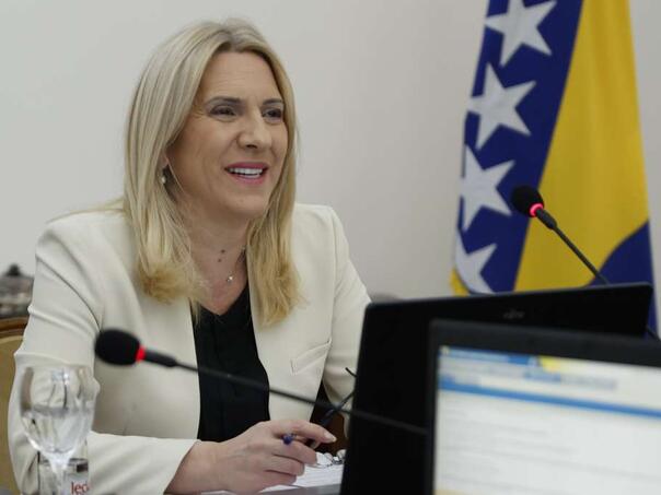 Cvijanović: Nadam se da će 2025. biti godina mira i napretka