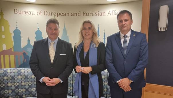 Cvijanović s Escobarom i Palmerom: Tražila balansiraniji pristup