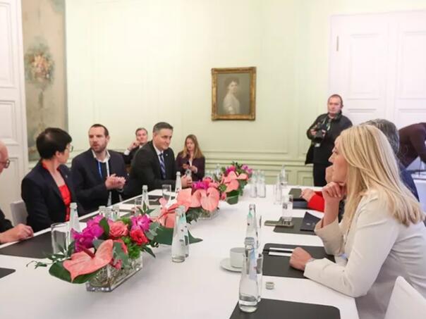 Cvijanović sa Kos i zvaničnicima iz regiona o EU integracijama