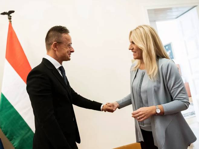 Cvijanović se danas sastaje sa Sijartom u Budimpešti