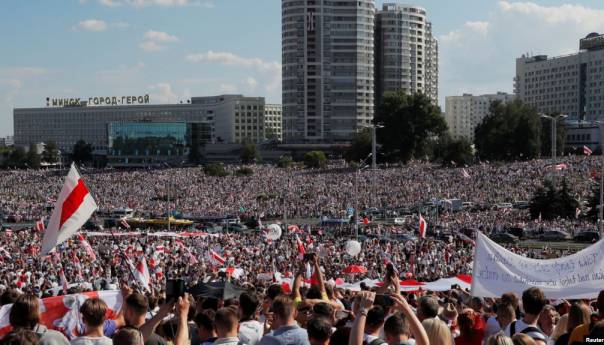 Da li fatalni trenuci mogu da zapečate sudbinu diktatora?