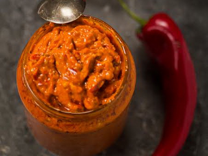 Da li je bolji ajvar od barenih ili pečenih paprika?