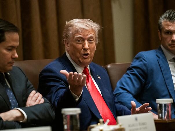 Da li je Trump manipulirao berzom?