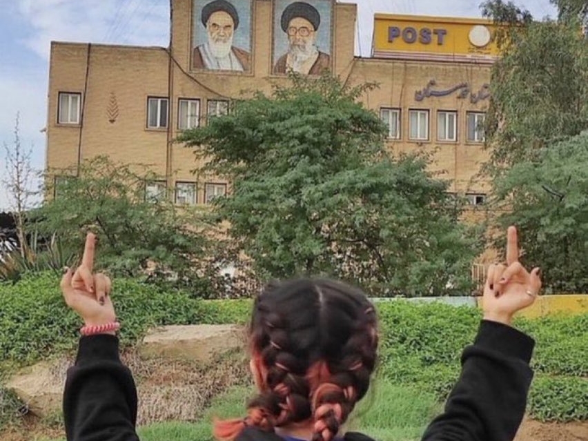 Da li pada ajatolah Khamenei: Plan bijega navodno pripremljen