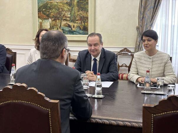 Dačić: Niko nema pravo dijeliti lekcije Srbiji kakvu će politiku voditi