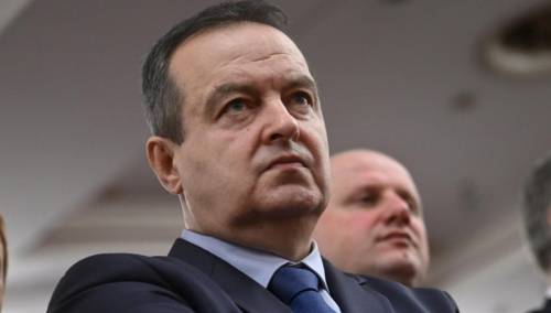 Dačić: Štetno je da Vučić uopšte i razmišlja o ostavci