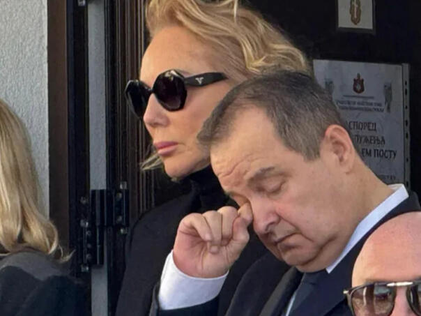Dačić u suzama na sahrani Saše Popovića