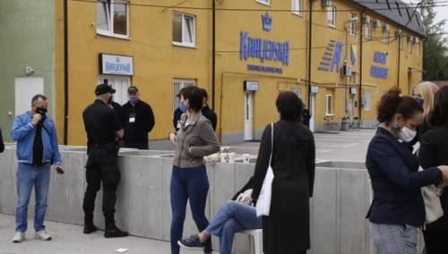 Dajemo punu podršku u ostvarivanju prava na rad uposlenicima Agencije Poslovnost d.o.o. Sarajevo!