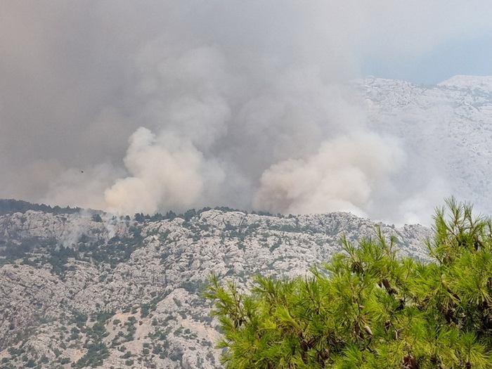 Dalmacija u plamenu: Park prirode Biokovo zatvoren do daljnjeg