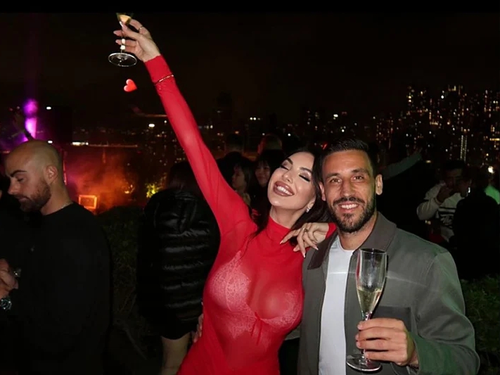 Damir Džumhur sa zaručnicom Aidom dočekao Novu godinu u Hong Kongu