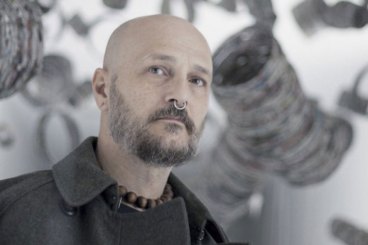 Damir Urban objavljuje dvostruki album 10. septembra