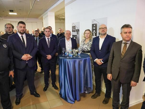 Dan nezavisnosti obilježen i u Bihaću, upriličen svečani prijem