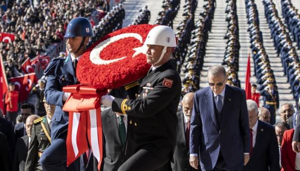 Dan Republike: Erdogan predvodio delegaciju u posjeti Anitkabiru