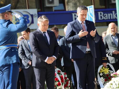 Dan Sarajeva obilježen i na Kovačima, Trgu djece i Velikom parku