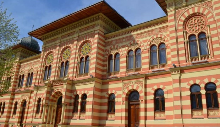 Dan žalosti u Brčkom na dan dženaze ubijenih građana Gradačca