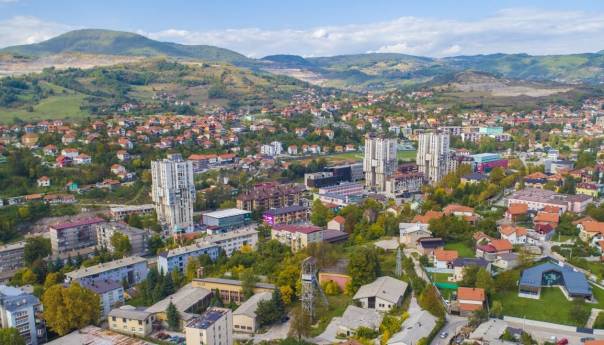 Danas dan žalosti u Kaknju: Dženaza djevojčici Dženi